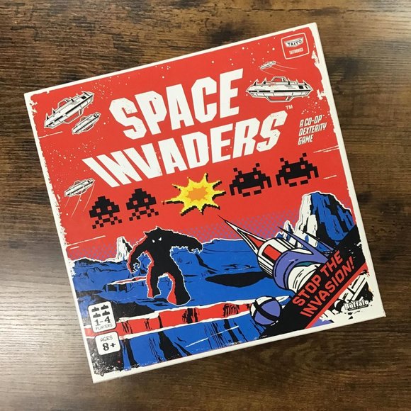Space Invaders Board Game Strategy Family New - Picture 2 of 5
